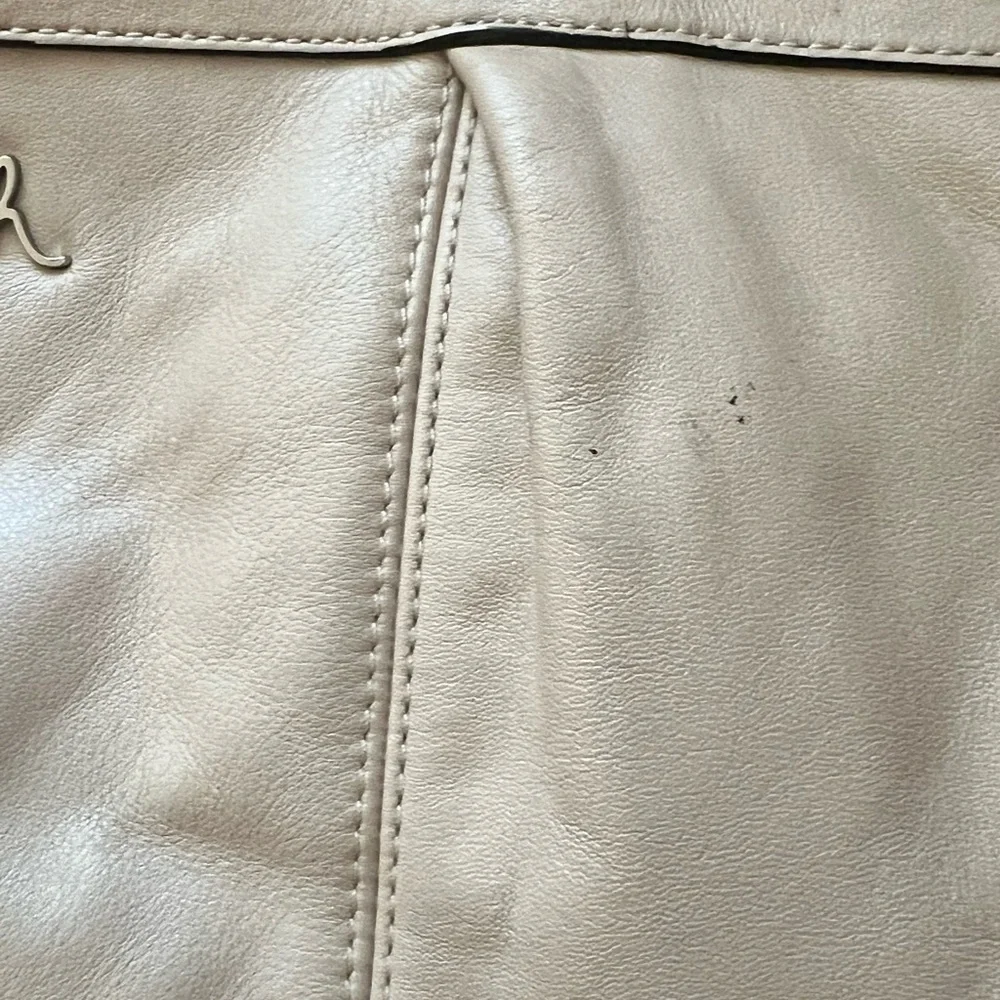 Coach authentic smooth
